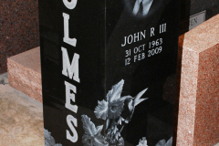 ID-Holmes_2010_MAM